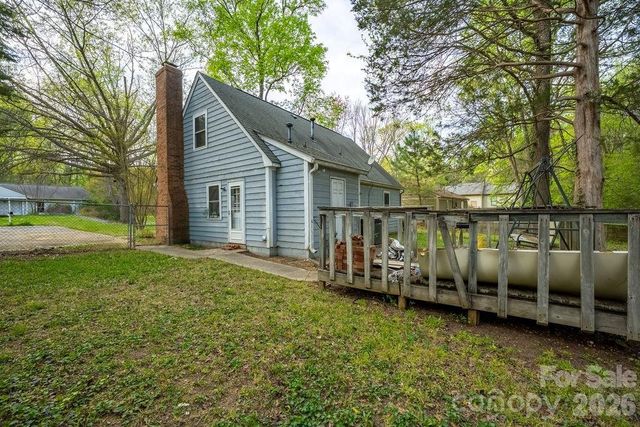 6515 Burning Bush Court, Charlotte, NC 28227