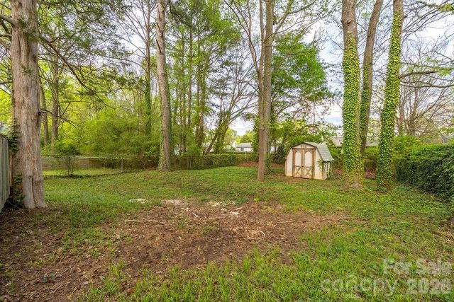 6515 Burning Bush Court, Charlotte, NC 28227