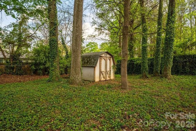 6515 Burning Bush Court, Charlotte, NC 28227