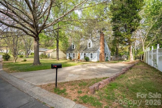 6515 Burning Bush Court, Charlotte, NC 28227