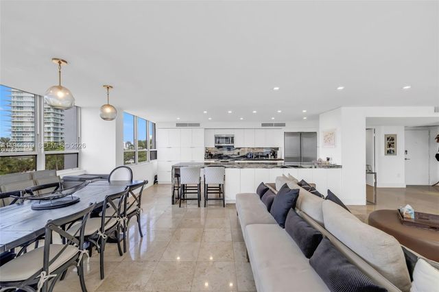 11 Island Ave 411, Miami Beach, FL 33139