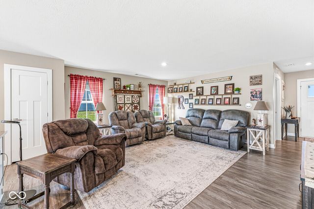 1839 River Birch Drive, Greenfield, IN 46140