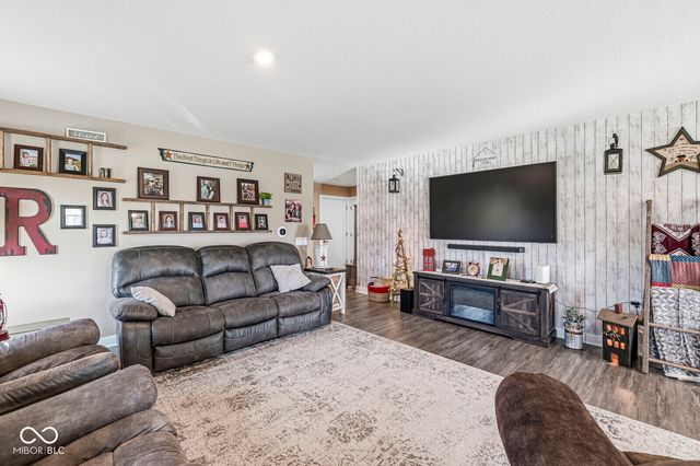 1839 River Birch Drive, Greenfield, IN 46140