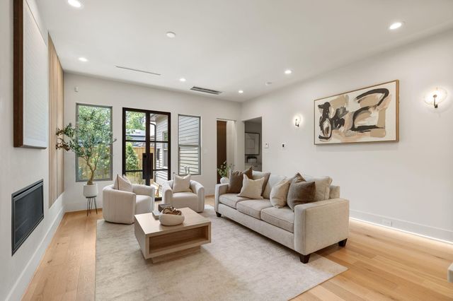 3115 Beauchamp Street, Houston, TX 77009