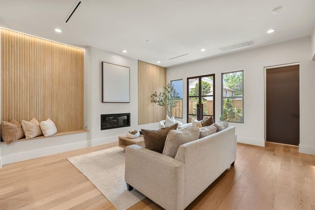 3115 Beauchamp Street, Houston, TX 77009