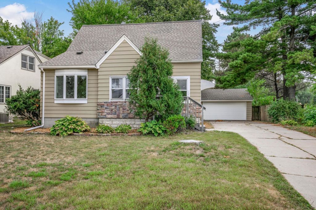 756 Mcknight Road N, Maplewood, MN 55119 — exterior