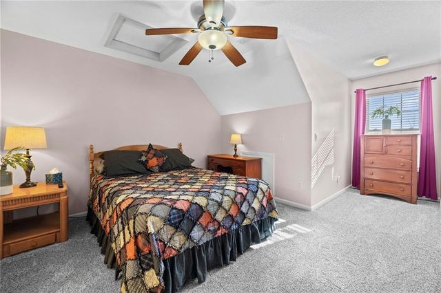 713 Hidden Meadows Court, Paola, KS 66071