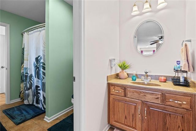 713 Hidden Meadows Court, Paola, KS 66071