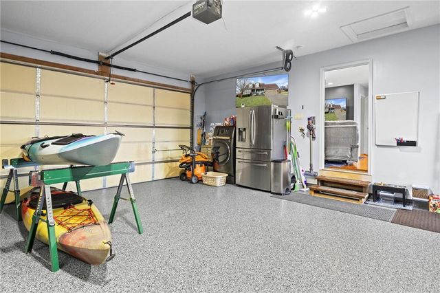 713 Hidden Meadows Court, Paola, KS 66071