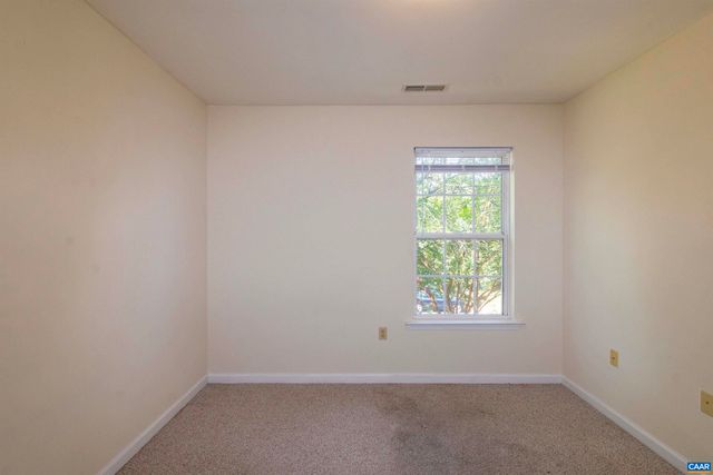 988 TOWNE LN, Charlottesville, VA 22901