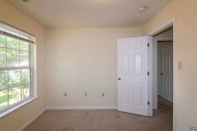 988 TOWNE LN, Charlottesville, VA 22901