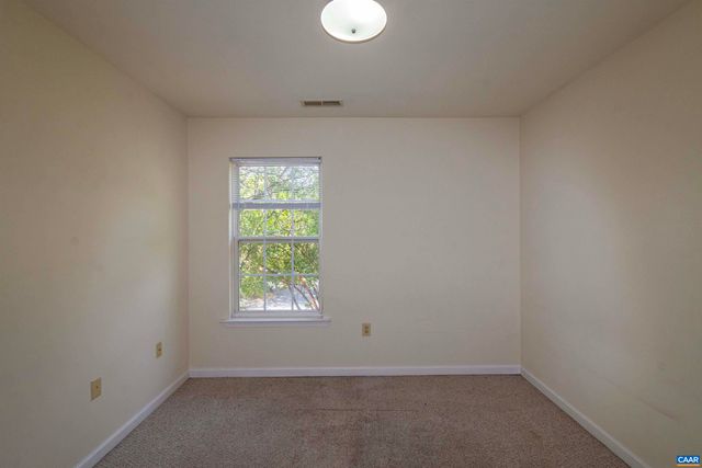 988 TOWNE LN, Charlottesville, VA 22901