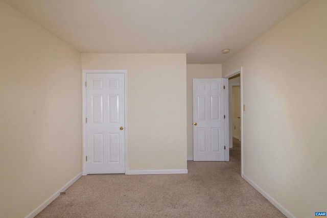 988 TOWNE LN, Charlottesville, VA 22901