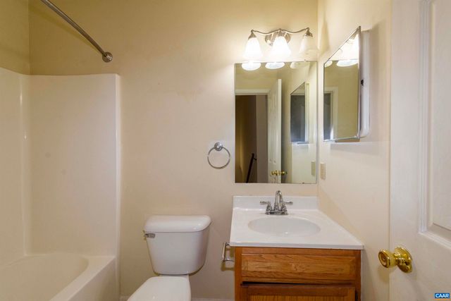 988 TOWNE LN, Charlottesville, VA 22901