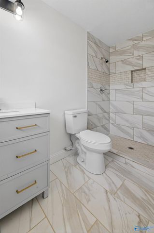 2610 Barnes Drive, Gadsden, AL 35903