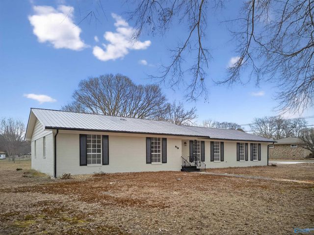 2610 Barnes Drive, Gadsden, AL 35903