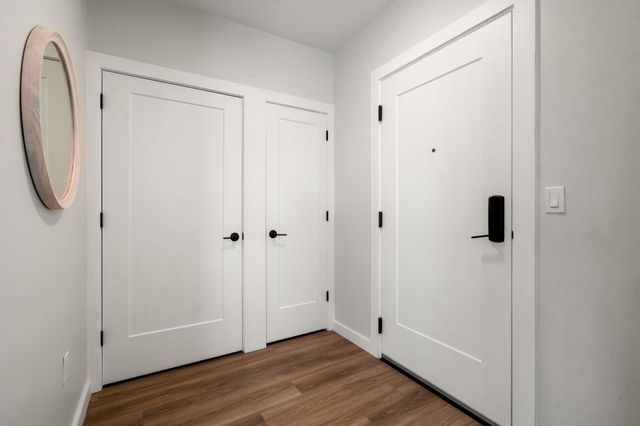 10 Somerset 402U, Winthrop, MA 02152