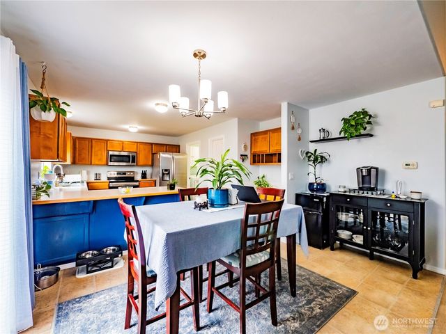 9121 Paradise View Street SE, Yelm, WA 98597