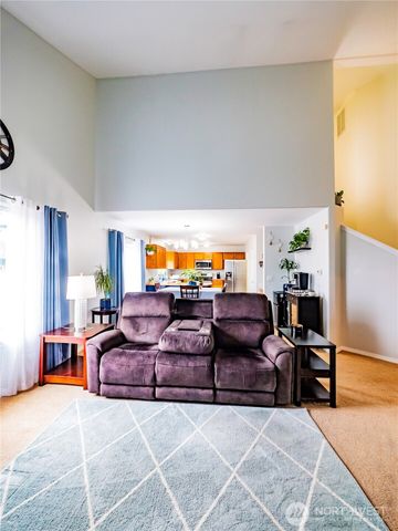 9121 Paradise View Street SE, Yelm, WA 98597