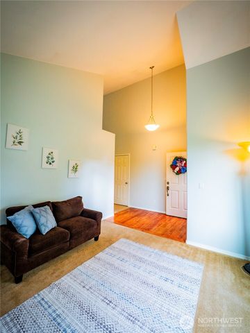 9121 Paradise View Street SE, Yelm, WA 98597