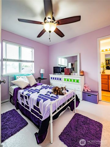 9121 Paradise View Street SE, Yelm, WA 98597