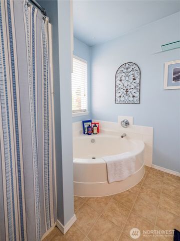 9121 Paradise View Street SE, Yelm, WA 98597