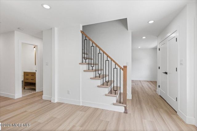 6 Geanne Way, Marlboro, NJ 07746