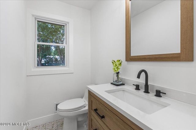 6 Geanne Way, Marlboro, NJ 07746