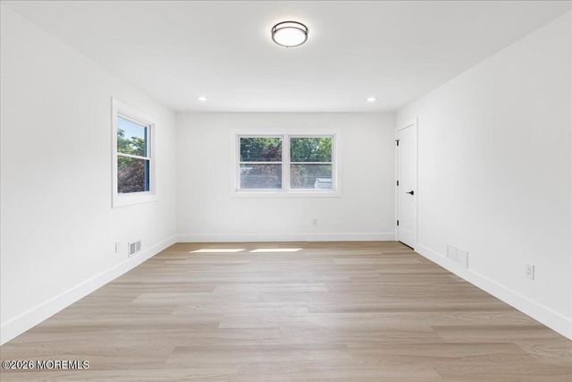 6 Geanne Way, Marlboro, NJ 07746