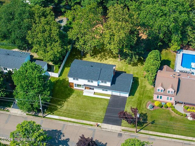 6 Geanne Way, Marlboro, NJ 07746