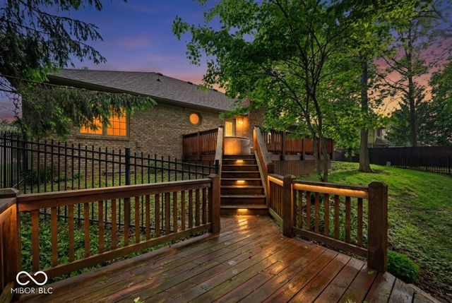 5475 Steven Drive, Greenwood, IN 46142