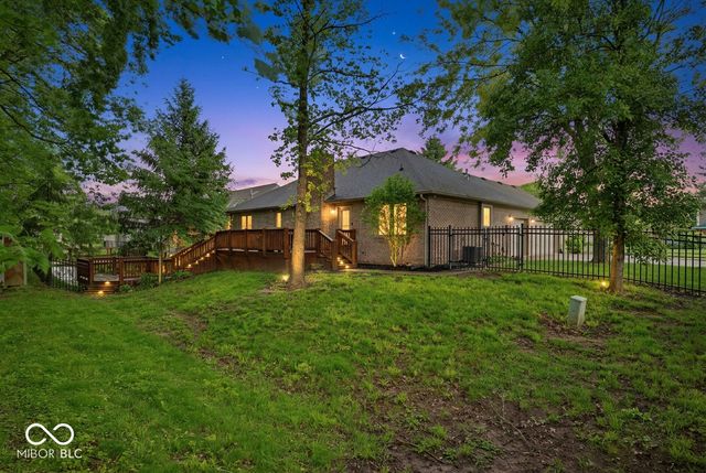 5475 Steven Drive, Greenwood, IN 46142