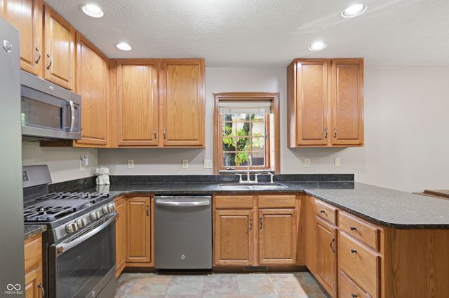 5475 Steven Drive, Greenwood, IN 46142