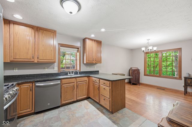 5475 Steven Drive, Greenwood, IN 46142
