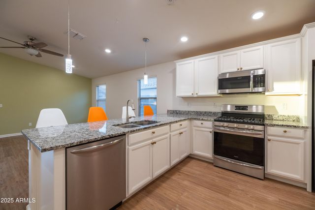 6230 S 34TH Drive, Phoenix, AZ 85041