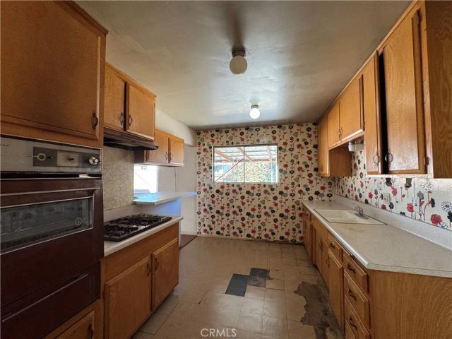 8838 Ilex, Sun Valley, CA 91352