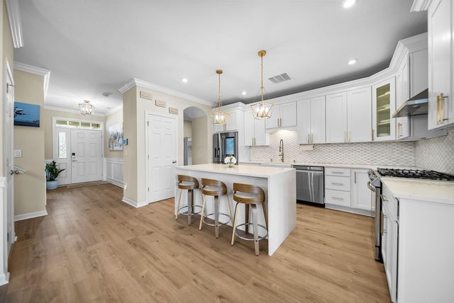 6090 Windcliff Drive E, Grove City, OH 43123