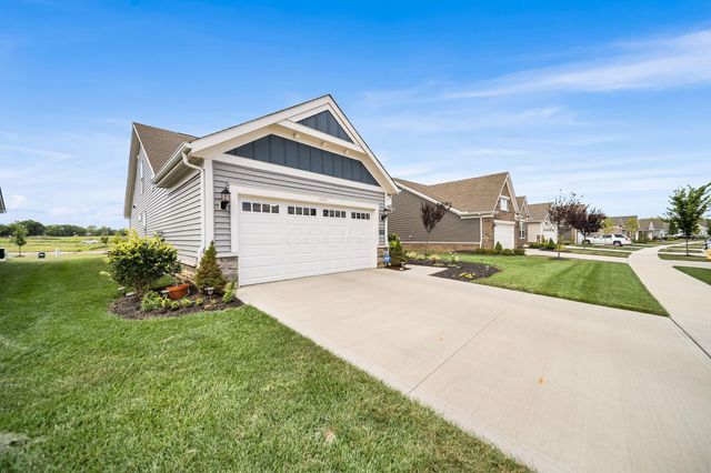 6090 Windcliff Drive E, Grove City, OH 43123