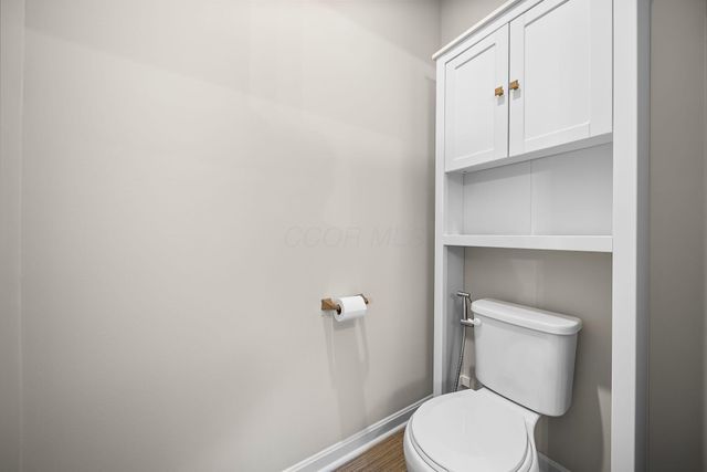 6090 Windcliff Drive E, Grove City, OH 43123