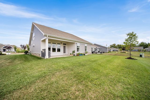 6090 Windcliff Drive E, Grove City, OH 43123