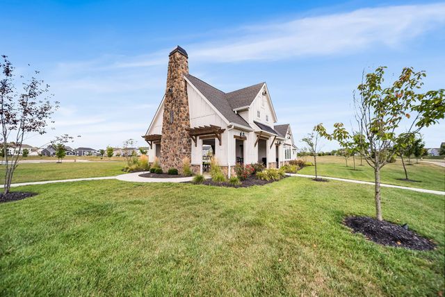 6090 Windcliff Drive E, Grove City, OH 43123