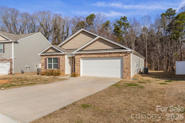 2277 Meadow Stream Drive, Sherrills Ford, NC 28673