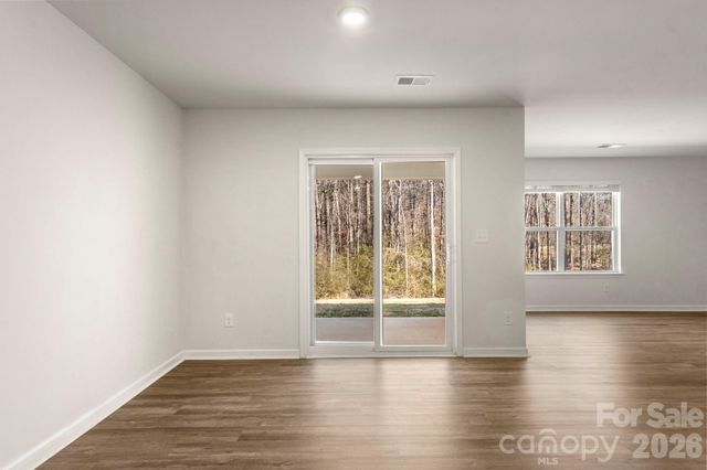 2277 Meadow Stream Drive, Sherrills Ford, NC 28673