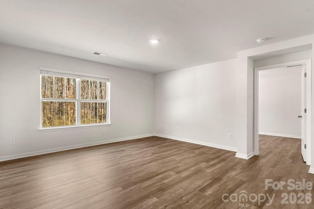 2277 Meadow Stream Drive, Sherrills Ford, NC 28673