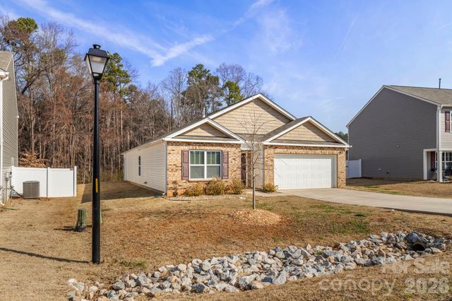 2277 Meadow Stream Drive, Sherrills Ford, NC 28673