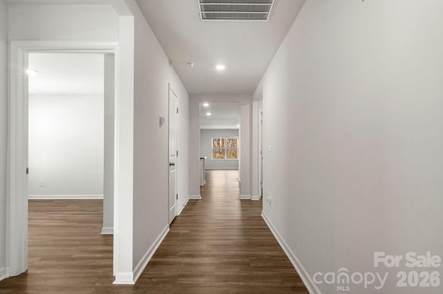 2277 Meadow Stream Drive, Sherrills Ford, NC 28673