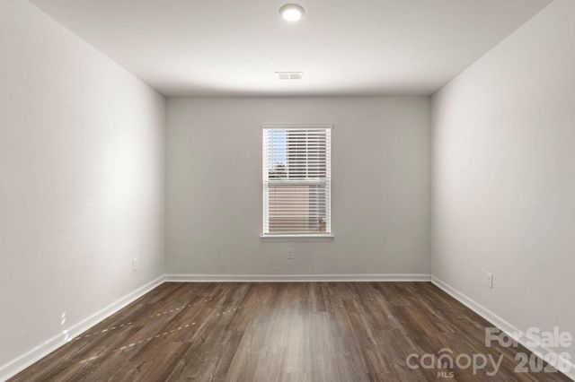 2277 Meadow Stream Drive, Sherrills Ford, NC 28673