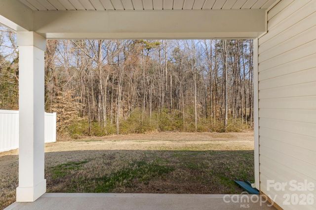 2277 Meadow Stream Drive, Sherrills Ford, NC 28673