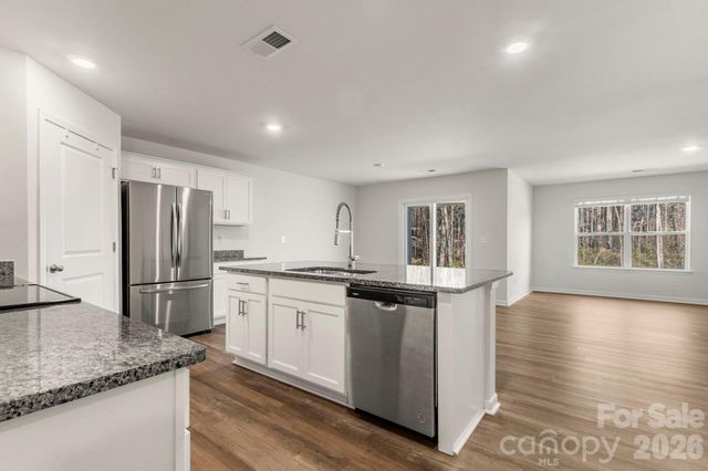 2277 Meadow Stream Drive, Sherrills Ford, NC 28673