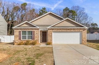 2277 Meadow Stream Drive, Sherrills Ford, NC 28673
